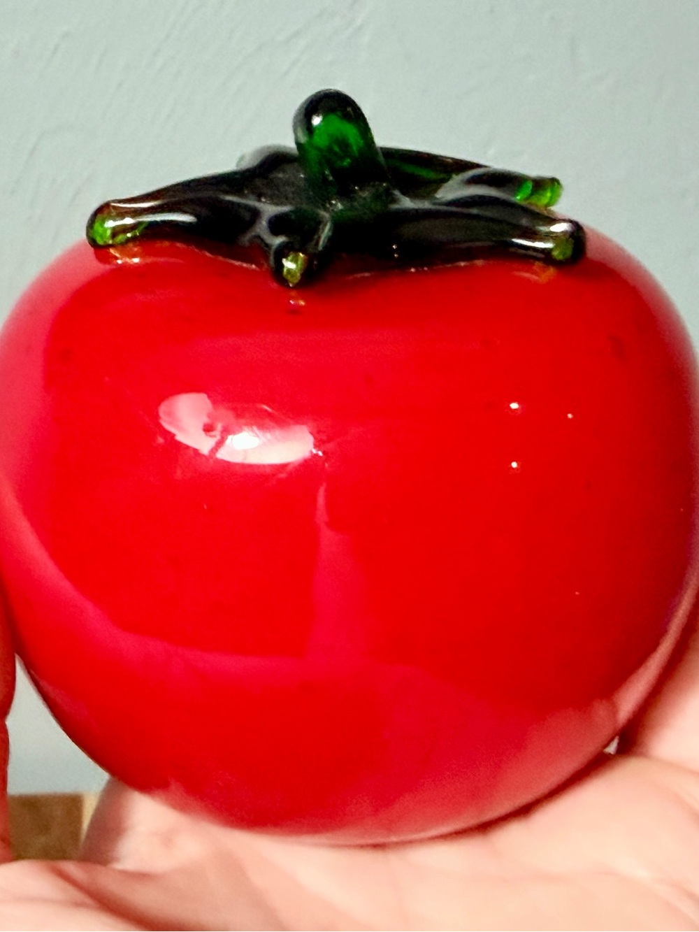 Mid Century Murano Style Glass Tomato Decorative with Green Stem Paperweight - Picture 7 of 11
